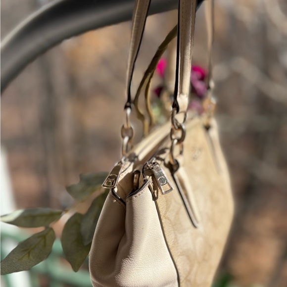 Coach Mini Christie Carryall Bag F58291 | Beige Coated Canvas | Crossbody Strap - Picture 4 of 15